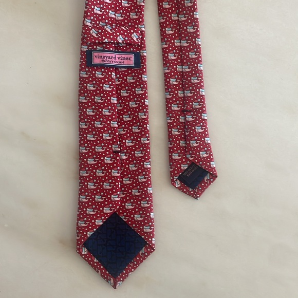 VINEYARD VINE'S Boys Santa SILK Neck Tie Red Christmas - Picture 5 of 7